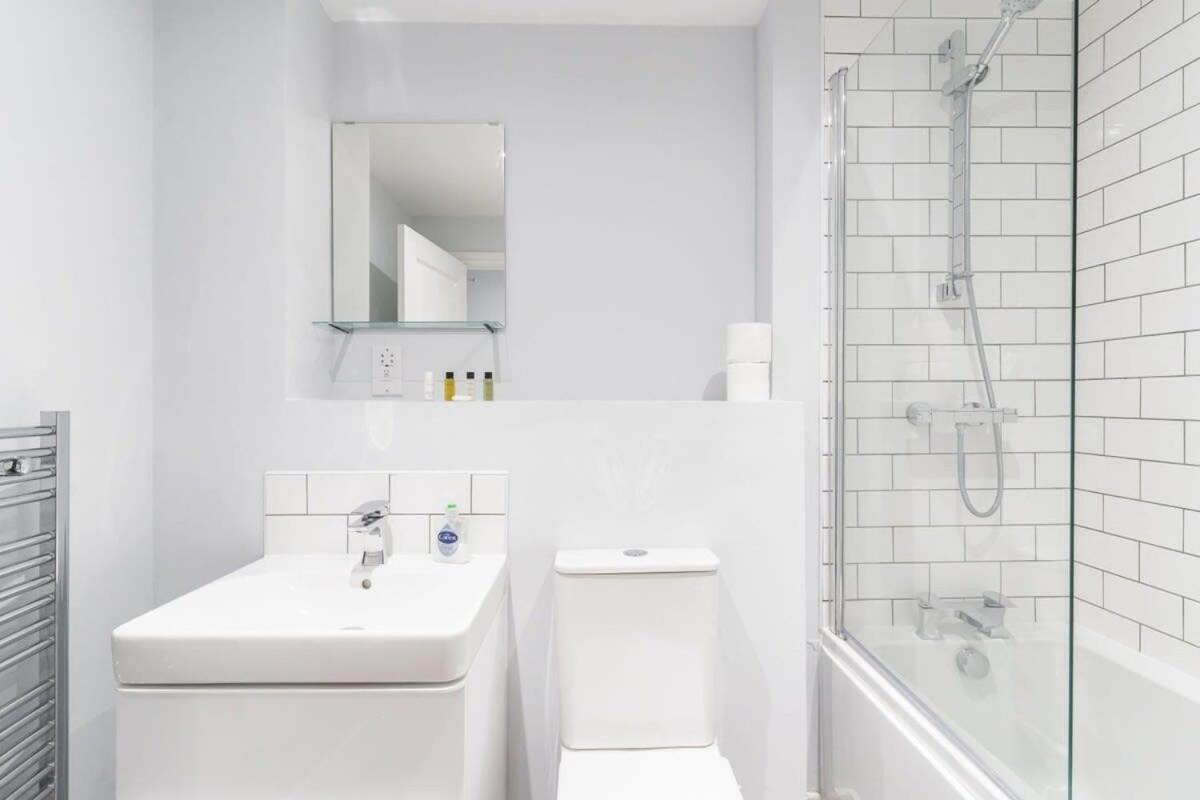 Contemporary 1 Bed *